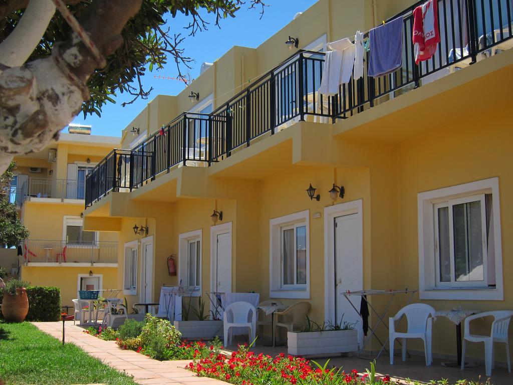 Baladinos Apartments Gerani  エクステリア 写真